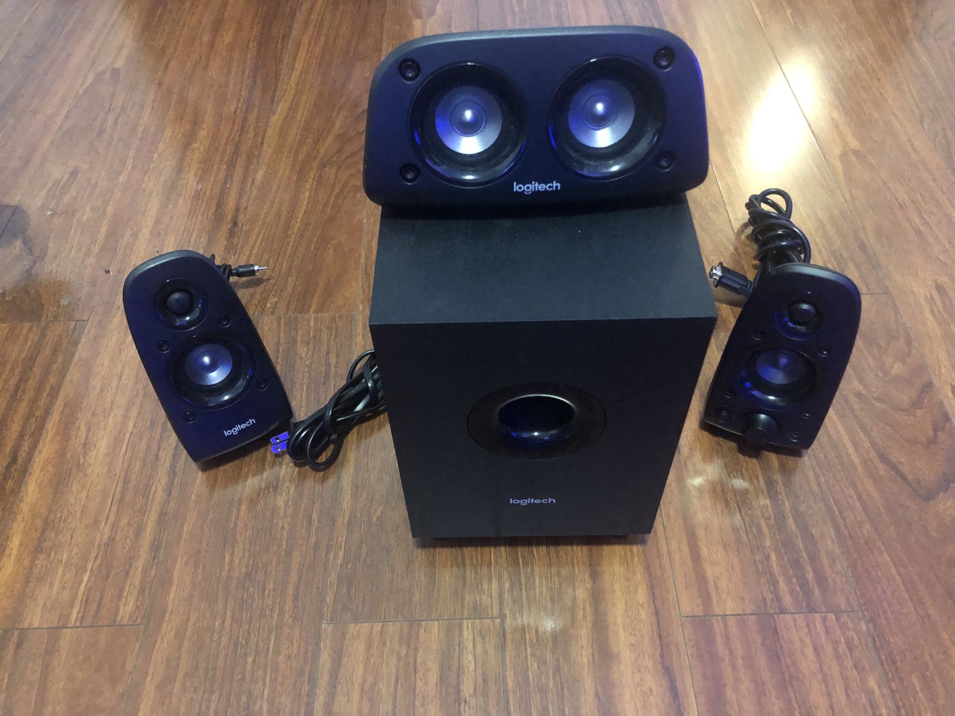 Logitech Z506 Surround Sound Speakers