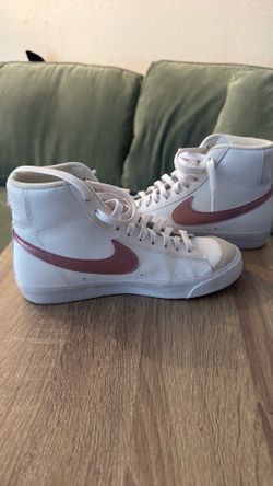 Nike blazer Mid ‘77 size 5Y women’s 6.5