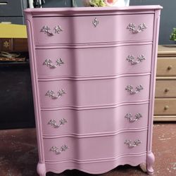 ADORABLE FRENCH PROVINCIAL BASSET DRESSER CHEST IN PINK COLOR SOLID WOOD DOVETAIL 35X19X50