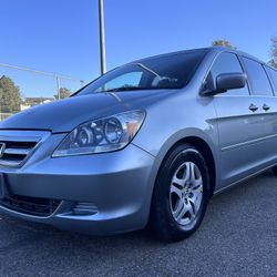 2005 Honda Odyssey 
