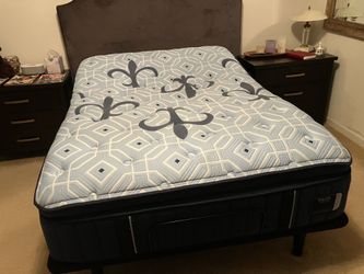 Adjustable full size bed