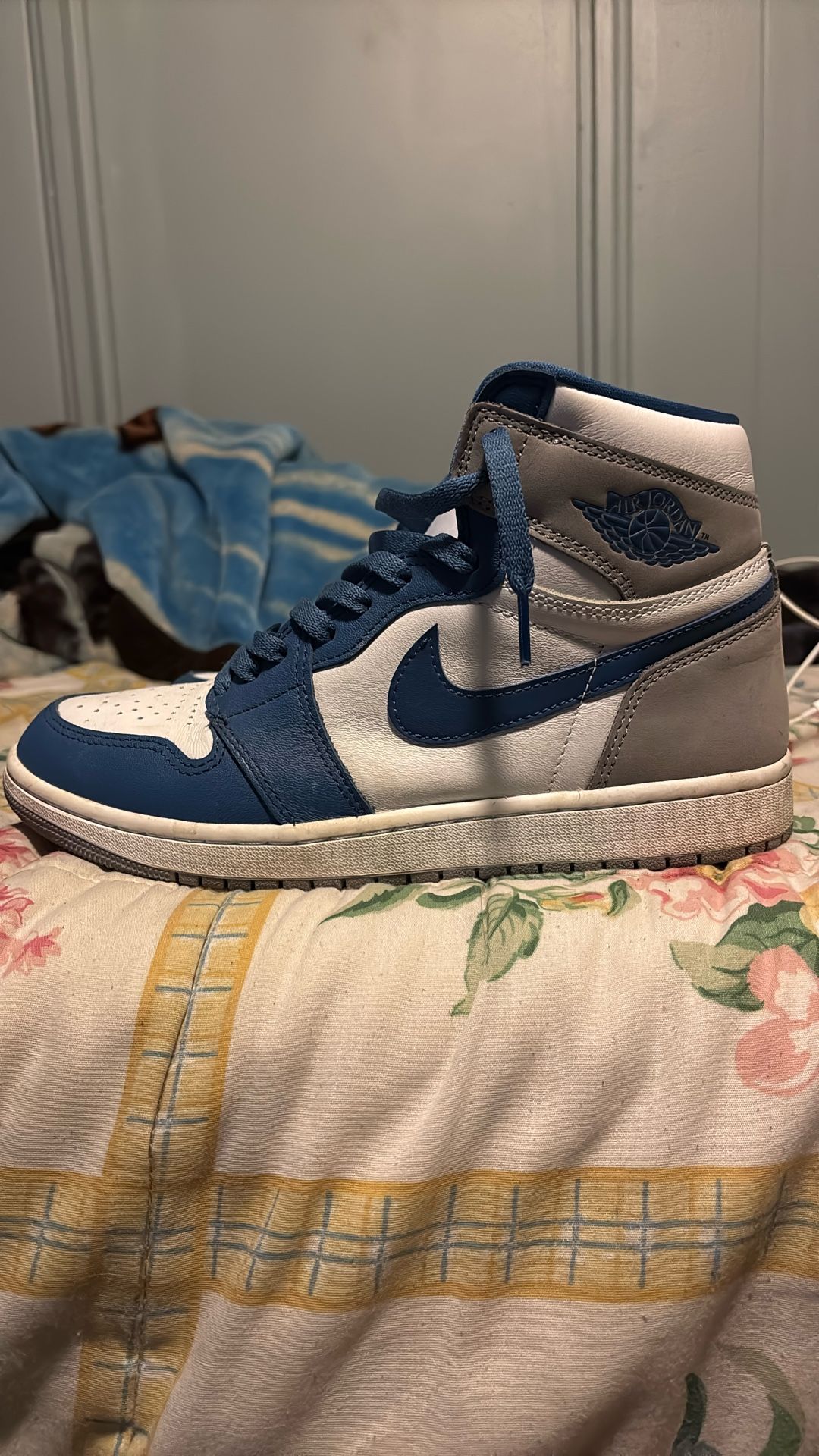 Jordan 1 True Blue