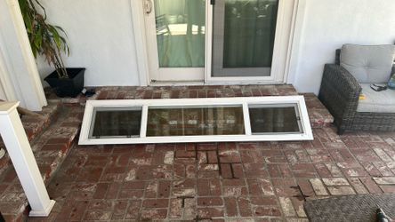 Retro vinyl window (transom )