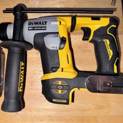 NEW DeWalt 20V MAX XR Brushless SDS-Plus Rotary Hammer (DCH133) 