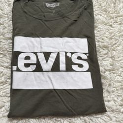 Levi’s shirt for men  Xl on tag
