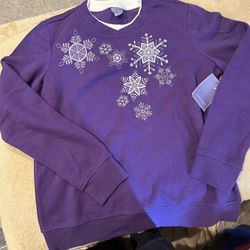 NEW! Women’s Sweatshirt 