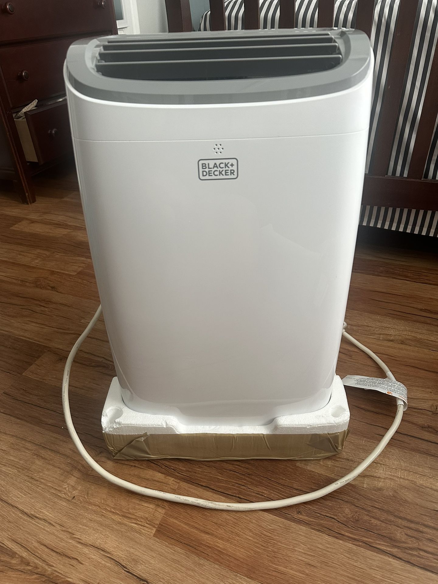 Black And Decker Portable Air Conditioner Unit 10,000 BTU