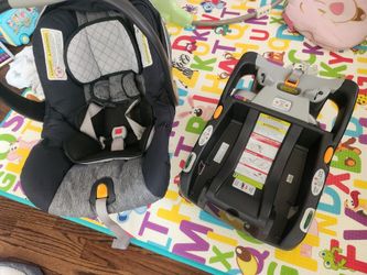 Chicco Car Seat With Keyfit30 Base