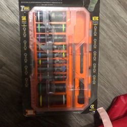 Kleins Flip 20 Socket Set