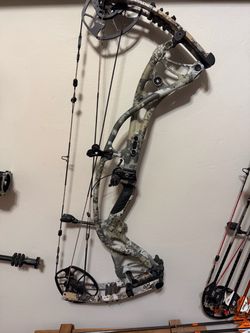 Hoyt stick thrower