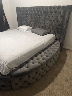 King sized bed