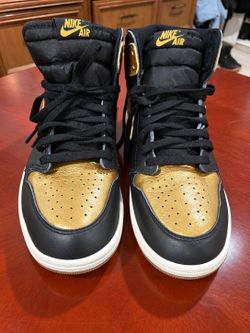 Jordan 1 Metalic Gold