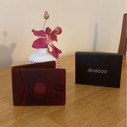 Doeboe  Genuine Crazy Horse Leather AirTag Wallet