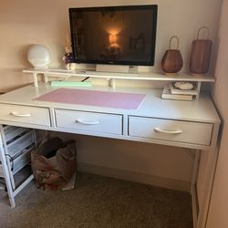 White work desk