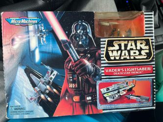 Micro Machines Star Wars Vader's Lightsaber - Death Star Trench Adventure Gear cash local only!
