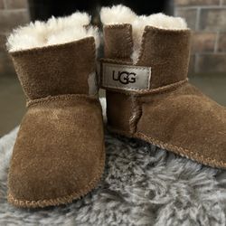 ugg baby 