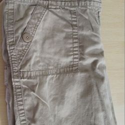 WOMEN'S ANN TAYLOR LOFT KHAKI COLOR SHORTS SIZE 12 ORIGINAL