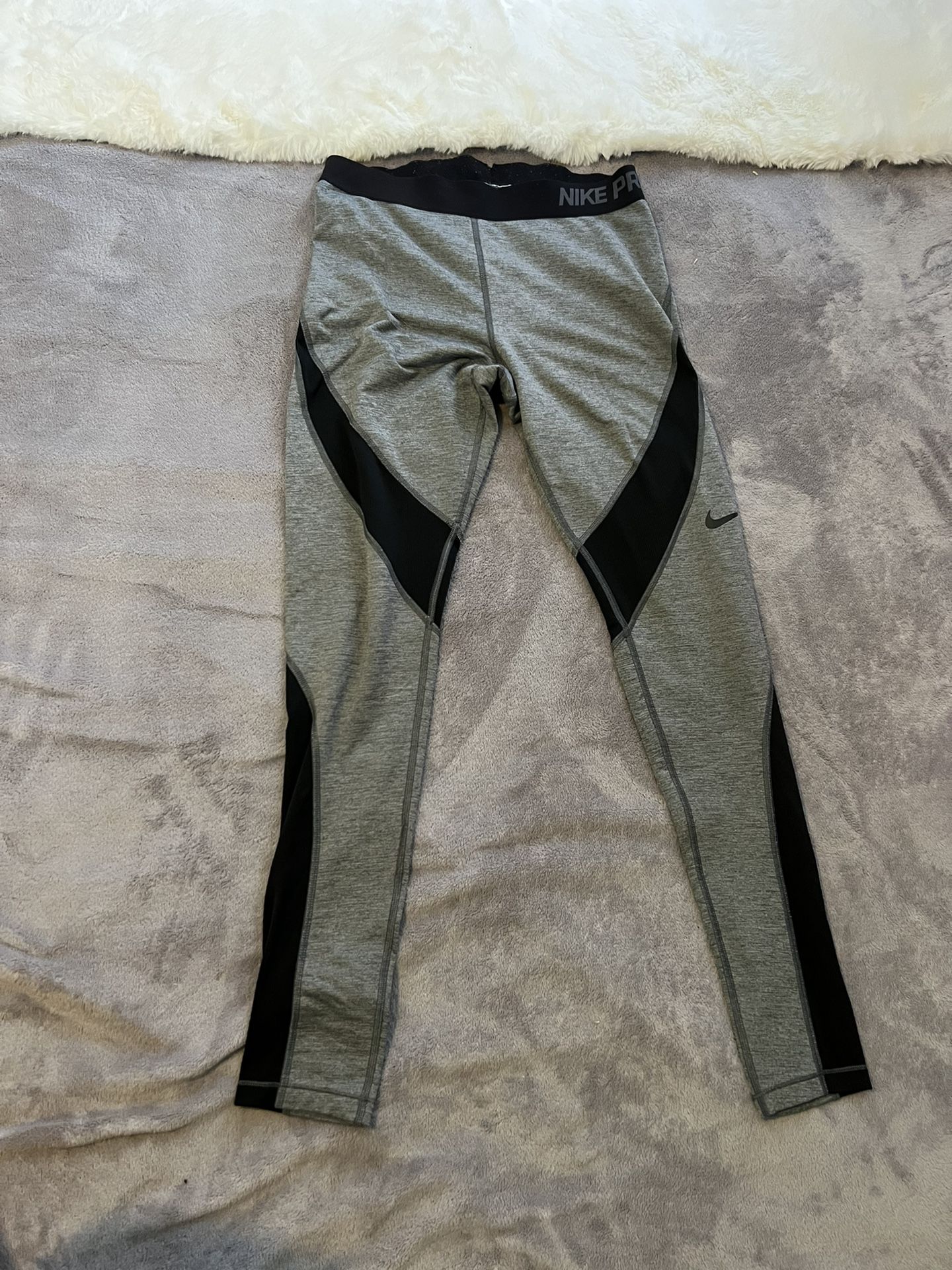 Grey Nike Leggings