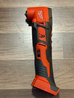 Milwaukee M18 18V Lithium-Ion Cordless Oscillating Multi-Tool (Tool-Only)