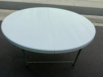 Round Folding Table White Plastic Top 66”