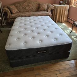 Full Size Flippable Mattress