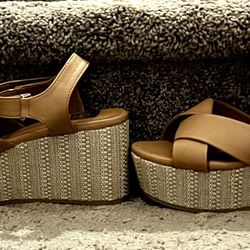 Dolce Vita Women’s Sandals