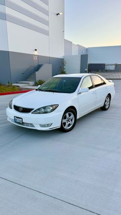 Reliable 2005 Toyota Camry - Ready to Drive