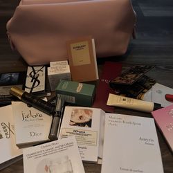 Burberry Pouch Holiday Sample Set 