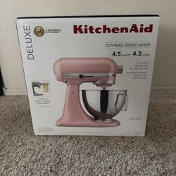 KitchenAid Deluxe Tilt-Head Mixer