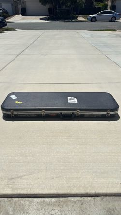 SKB Hard Guitar Case