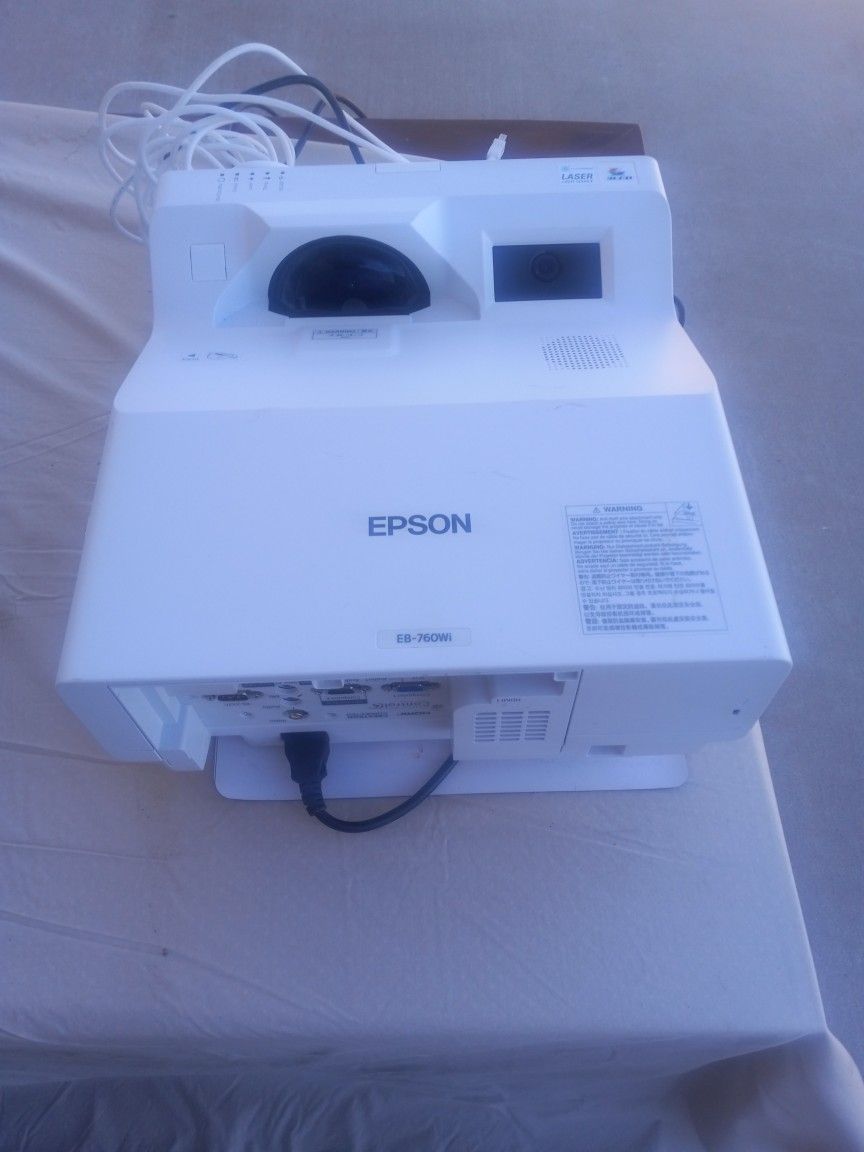 Projector Emerson Cost $2,500 Asking $350 Like New