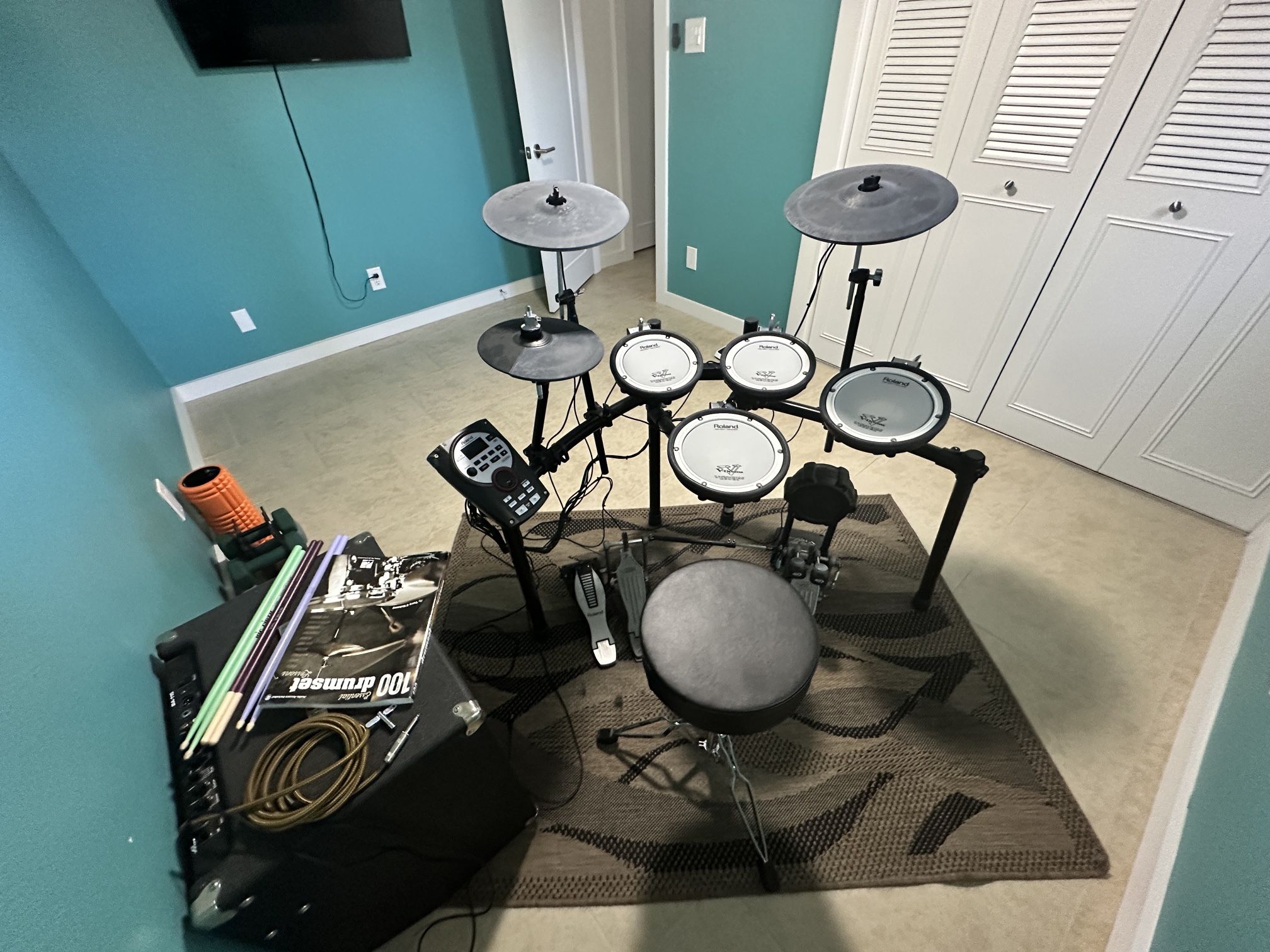 Roland Electric VDrum TD-11 Kit with Ampeq BA-115