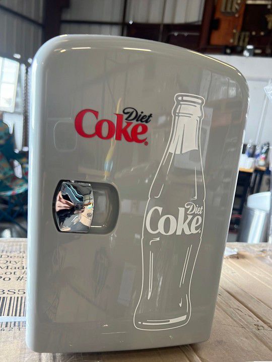 Diet Coke 6 Can Mini Fridge Portable 4L Mini Cooler Travel Compact Refrigerator