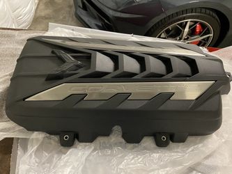 .2020 C8 Corvette engine cover New!! Make a reasonable offer