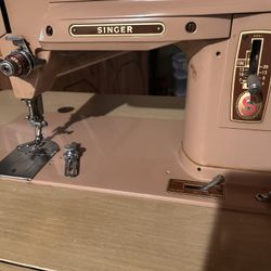 Vintage 1958 Singer Sewing Machine Model 404