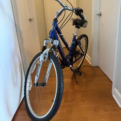 Mongoose Sahara Bike + New lock + Pump + Helmet