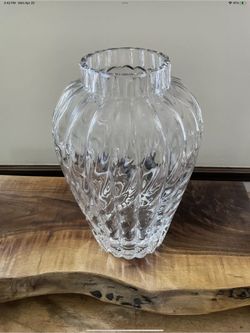 Tiffany And Co Oriental Flower Optic Swirl Vase Crystal Glass 13.5in Tall
