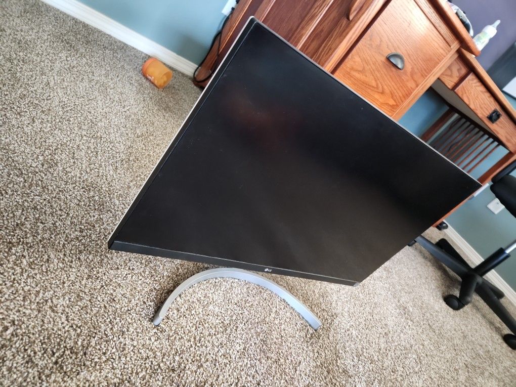 LG 4k UHD 27in Gaming Monitor