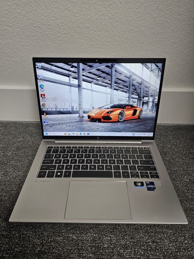 Top Of The Line HP Elitebook Laptop Intel i7 12th Gen 40GB Ram 512GB SSD Wifi 6E Backlit Keys Thunderbolt Windows 11 Pro
