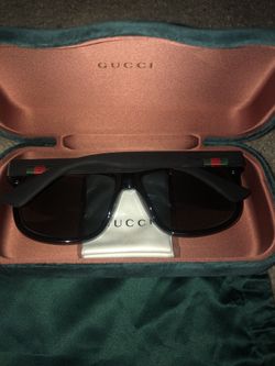 GUCCI SUNGLASSES