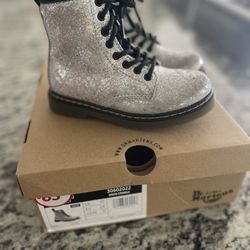 Little Girls Dr. Marten Boots
