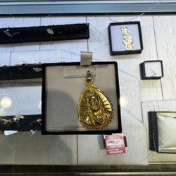 14 K Religious Pendant
