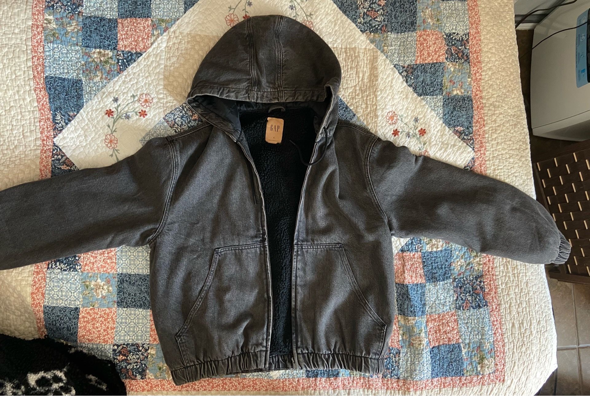 Gap Sherpa Lined Zip hoodie