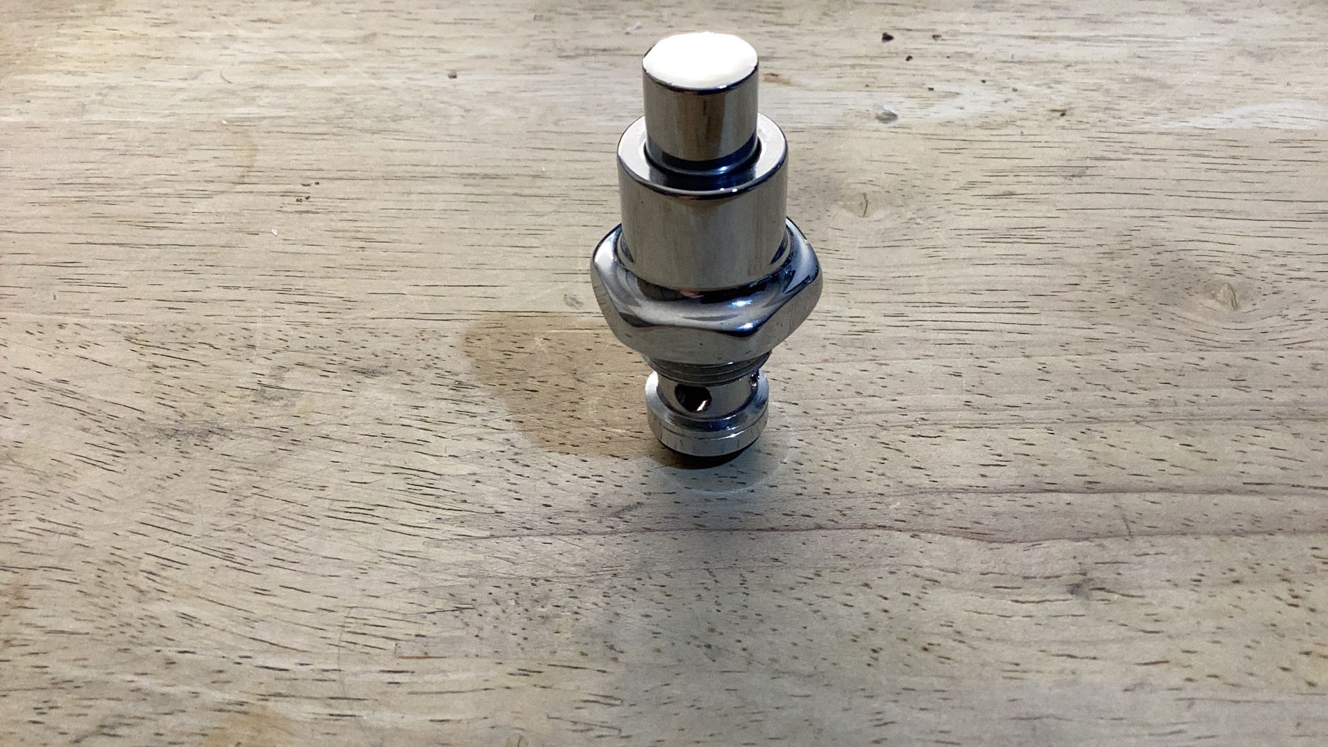 OEM Plumbing FOOT PEDAL VALVE Advance Tabco K-01 replacement bonnet for a pedal or knee valve.