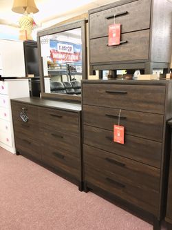 💥HUGE Furniture Sale! Brand New 5PC Queen Size Bedroom Set! $50 Down Takes It Home Today!