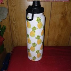 New Large Stainless Steel THERMAL BOTTLE.  $12