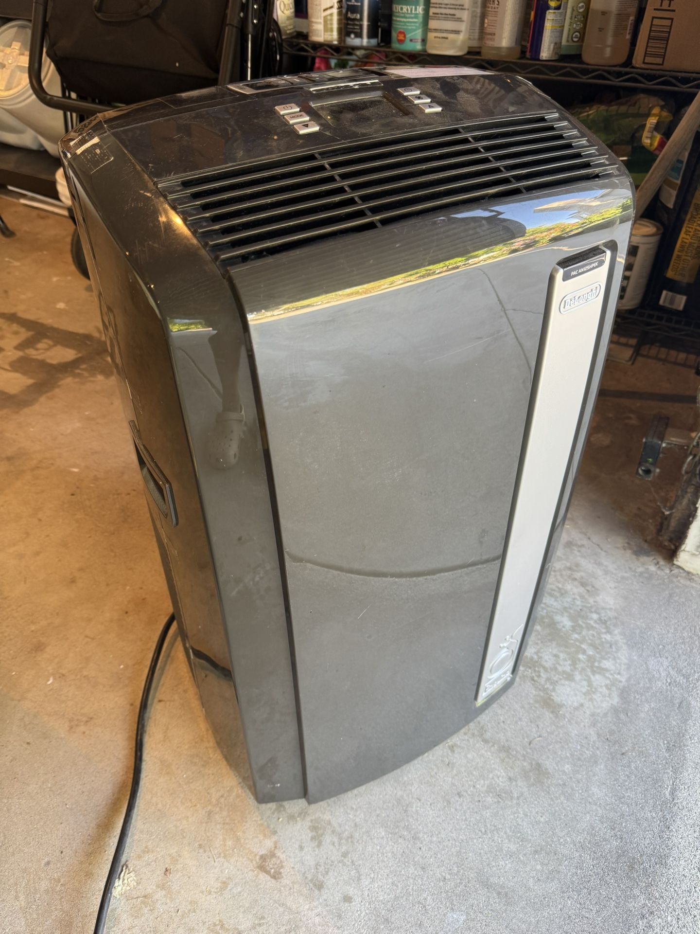 DeLonghi Portable AC 12,500BTU