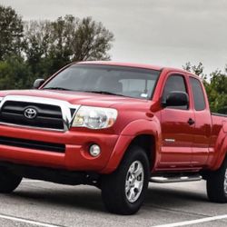Toyota Tacoma Pre Runner SR5