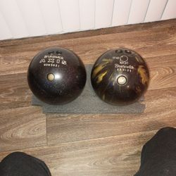 Brunswick Axis & Brunswick The Pearl Bowling Balls