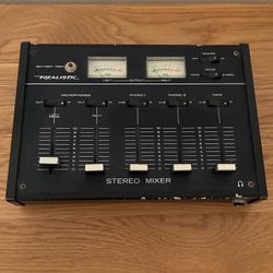 Vintage Realistic Stereo Mixer Model 32-1100A DJ Audio Console Analog VU Meters